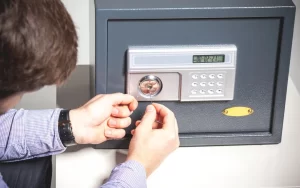 Locking and Unlocking Services